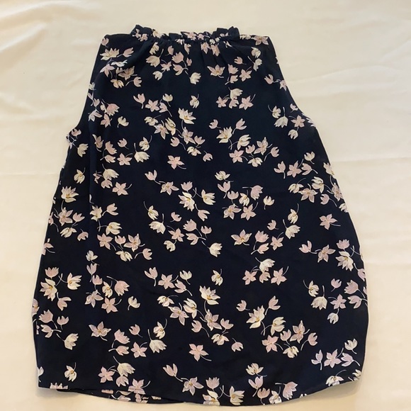 LOFT Outlet XS High Neck Tank Top - Picture 3 of 3